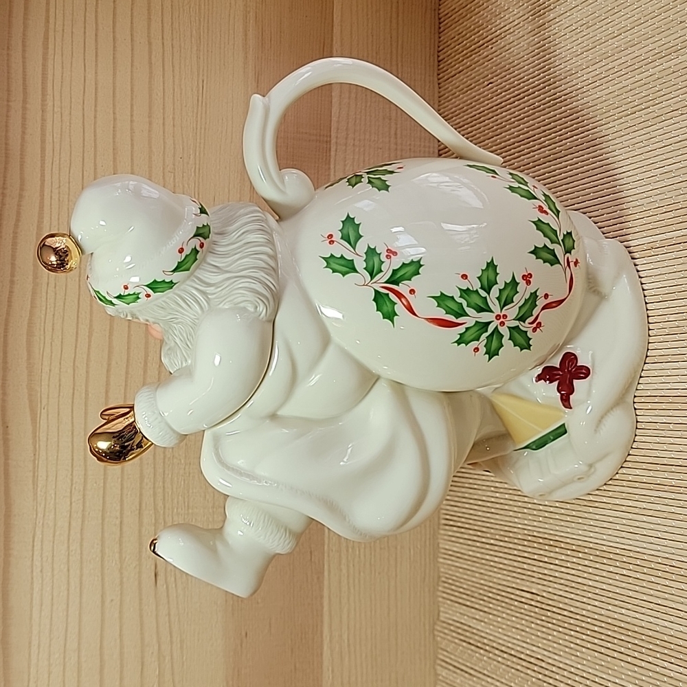 Lenox Vintage Holiday Skating Santa Teapot - Picture 2 of 10